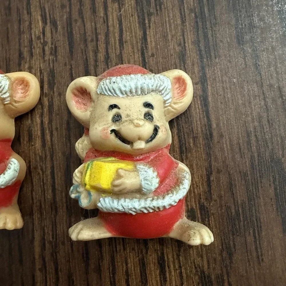 Vintage Russ Bertie Christmas Mouse Magnets Cheese Gift Set Of 2